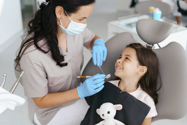 Best Knocked-Out Tooth Emergency  in Harbor Bluffs, FL