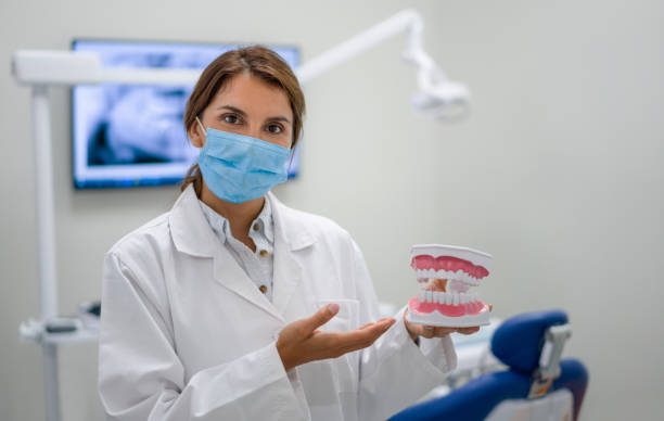 Best Cracked Tooth Emergency Dentist  in Harbor Bluffs, FL